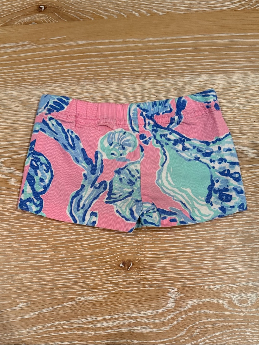 Lilly Pulitzer Barefoot Princess shorts - Picture 3 of 5